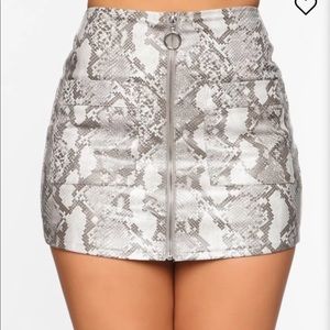 Snake print skort